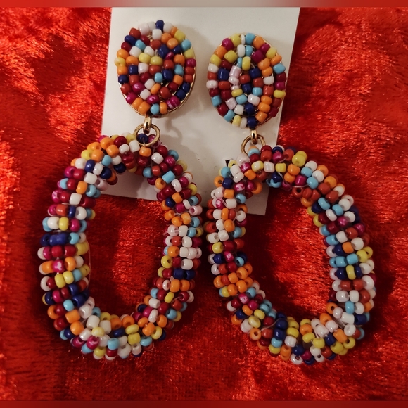 sugarfix Jewelry - Vintage Bold Sugarfix Sead Bead Oval Dangling Earrings In Gold Tone